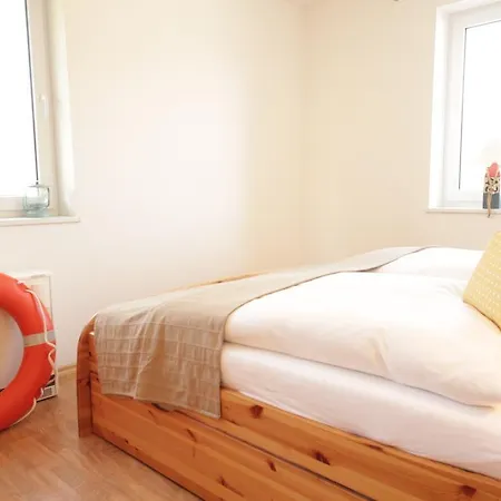 Ferienwohnung Kojenhaus Krummin Zimmer foto